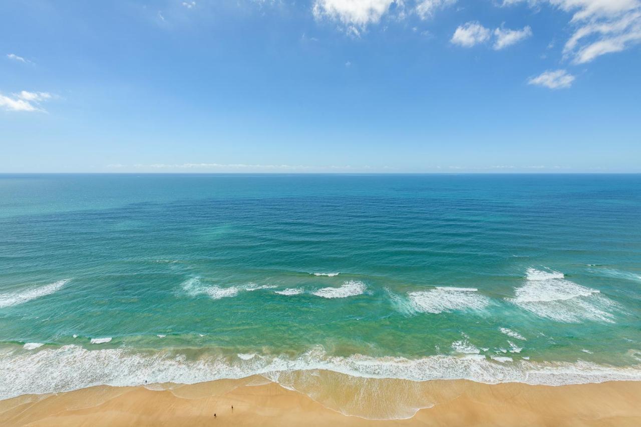 Meriton Suites Surfers Paradise Gold Coast Buitenkant foto The Atlantic Ocean