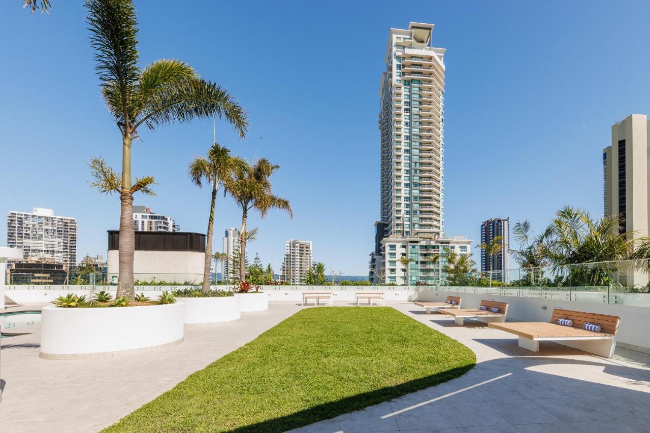 Meriton Suites Surfers Paradise Gold Coast Buitenkant foto The Sky Deck